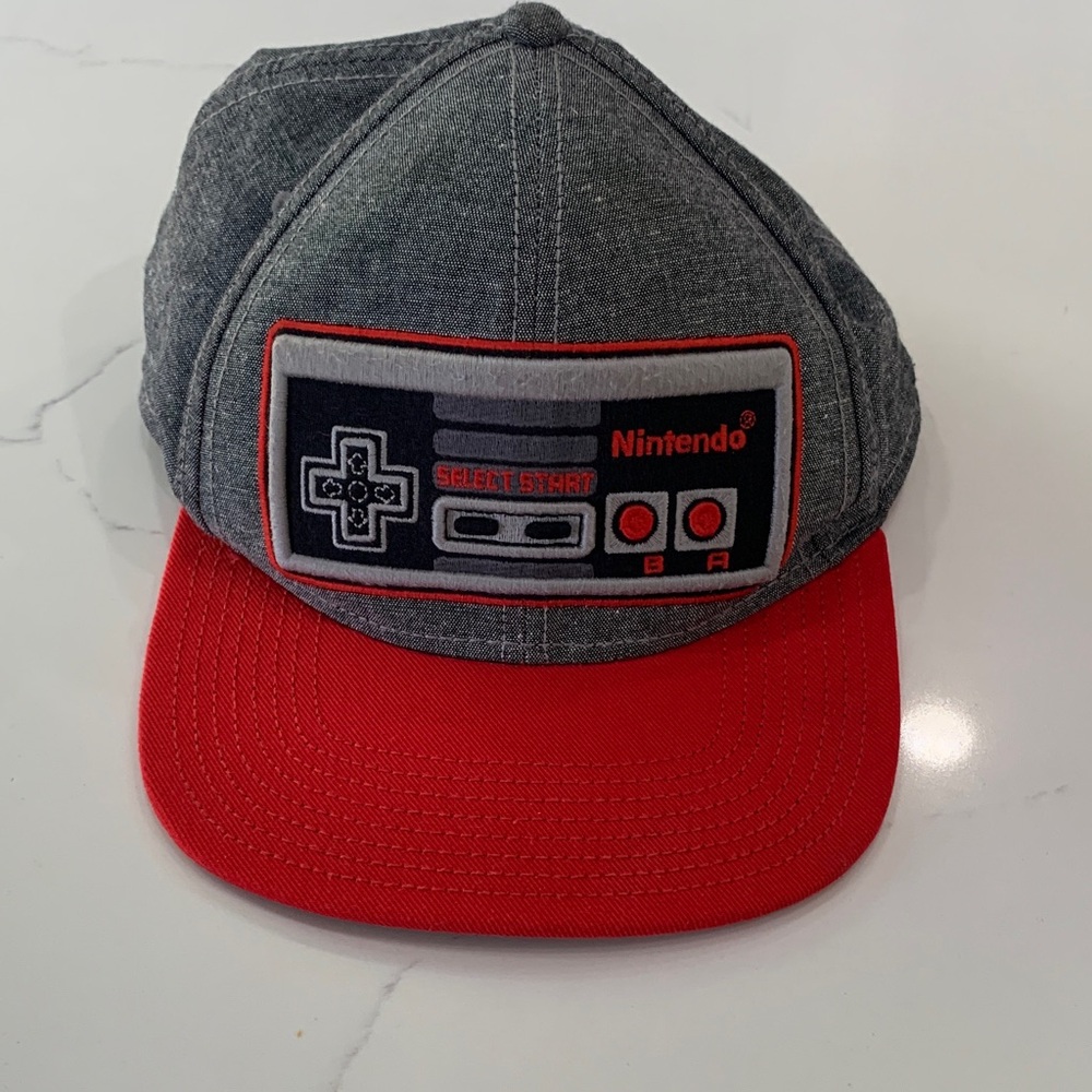 Nintendo video game controller hat cap snap gray red flat bill mint